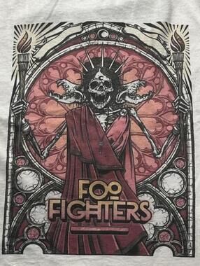 Foo Fighters Preowned Small T-Shirt